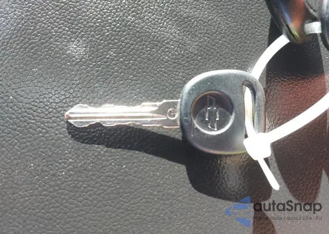 2011 Chevrolet Suburban 1500 Ls z USA, uszkodzony, nr VIN 1GNSKHE37BR375068